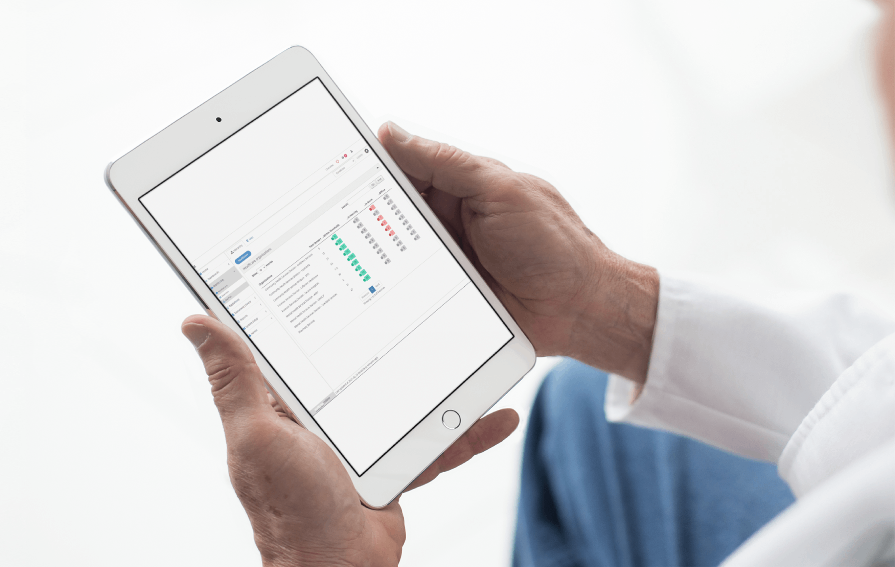 ipad-mini-mockup-of-a-senior-doctor-at-a-hospital-a12444 - CROP ipad-mini-mockup-of-a-senior-doctor-at-a-hospital-a12444 - CROP